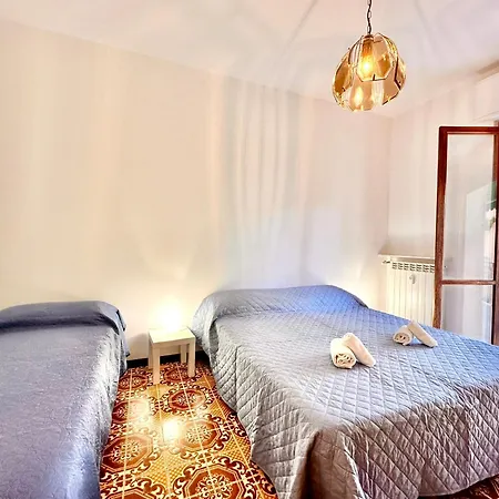 Hostdomus - Riviera Apartment Pietra Ligure